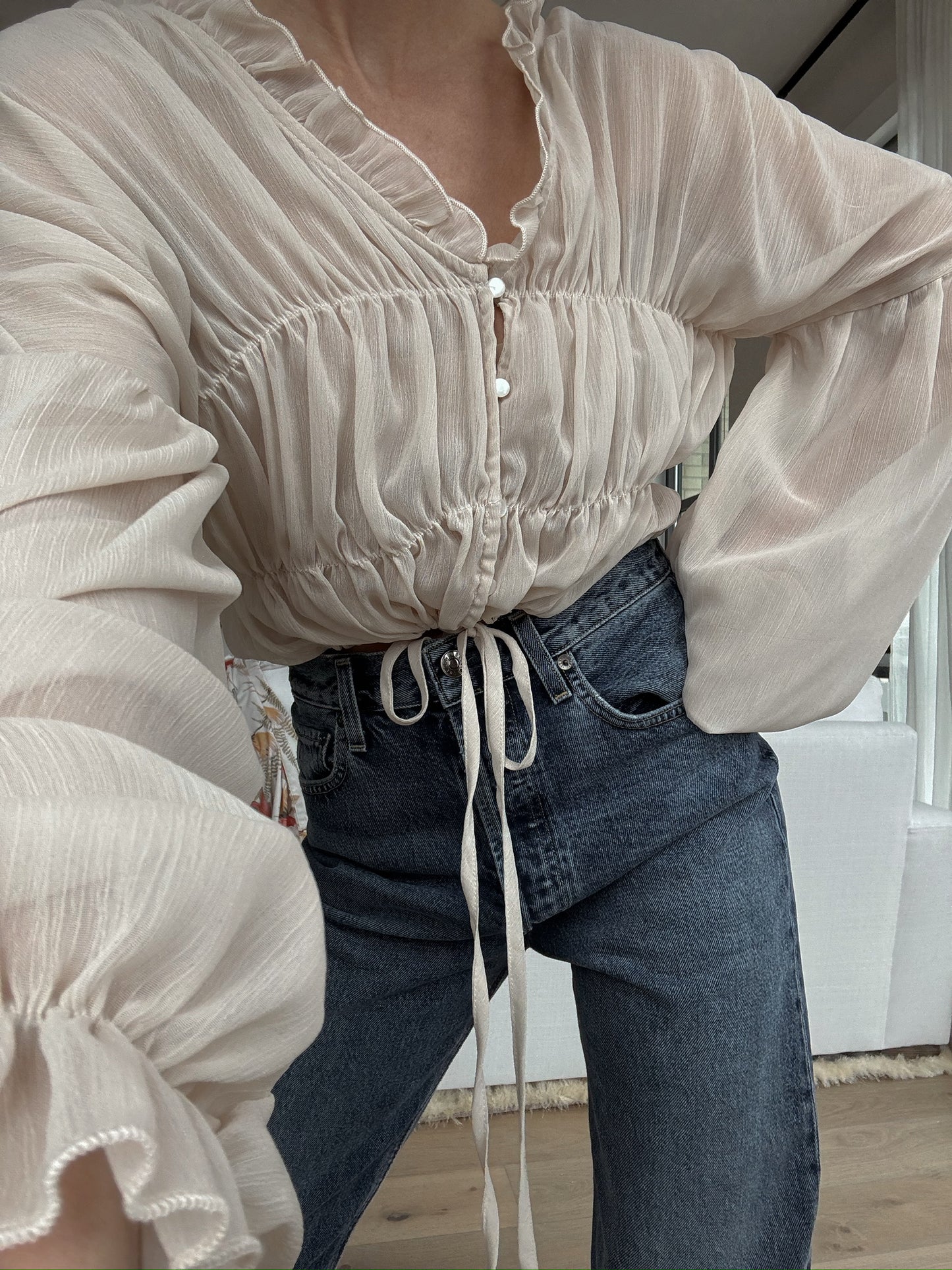 Billowed blouse