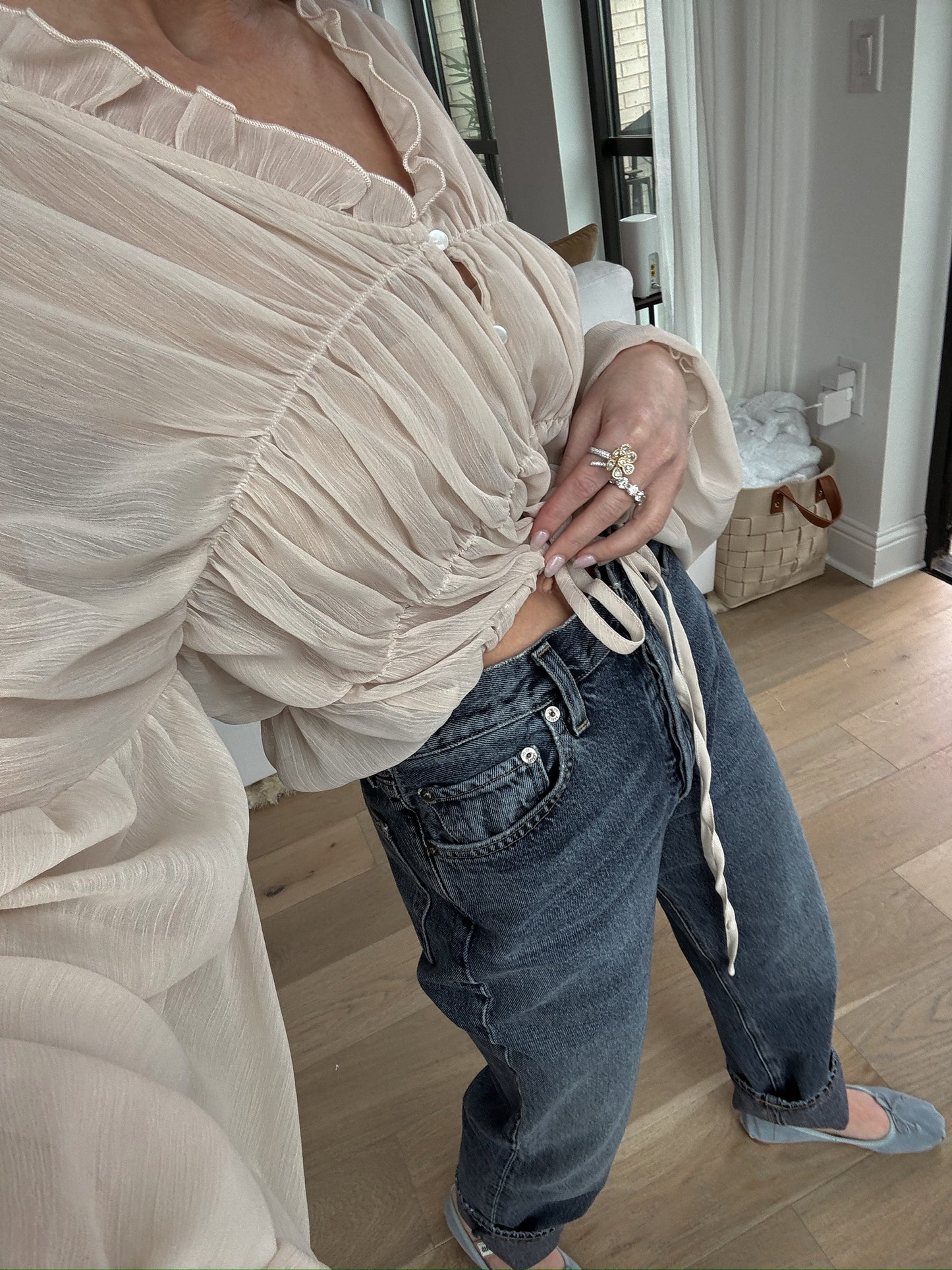 Billowed blouse