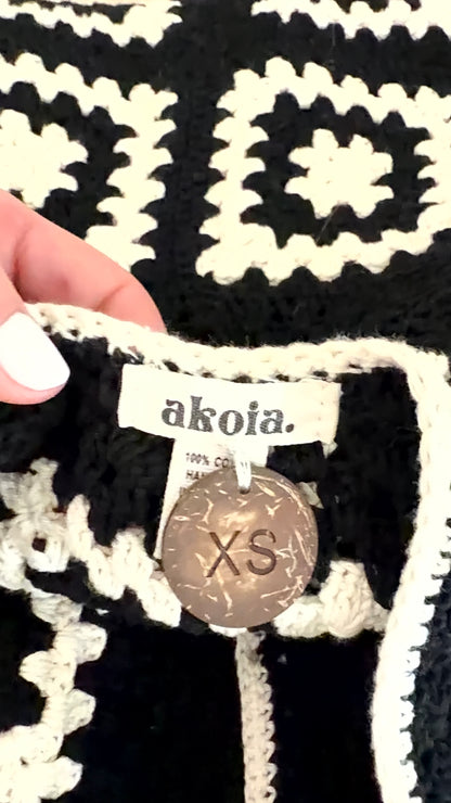 Akoia Black & Cream Crochet Midi Dress
Size XS